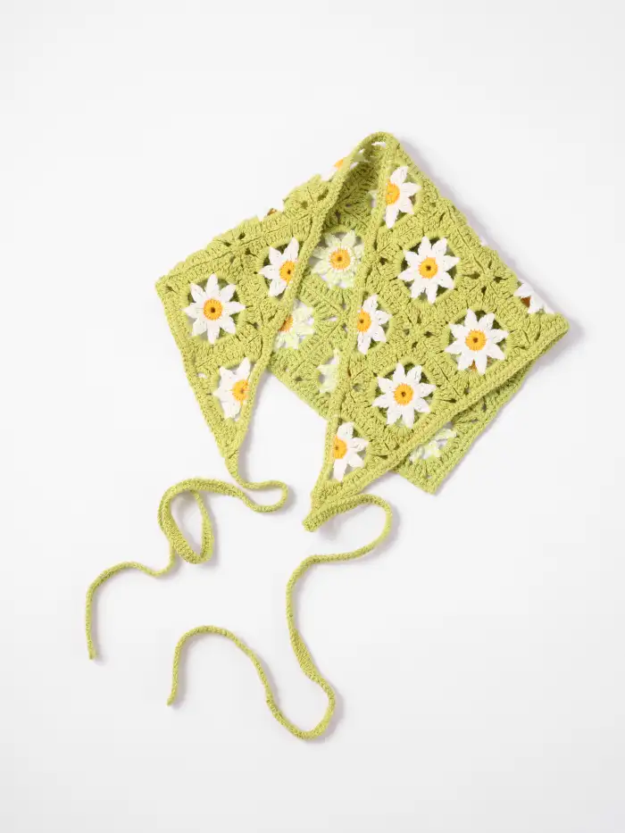 Vintage Style Green Daisy Crochet Hair Bandana