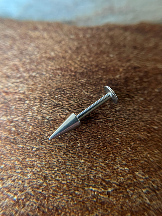 Petite Spike 316L Surgical Steel 16G Flat Back Labret