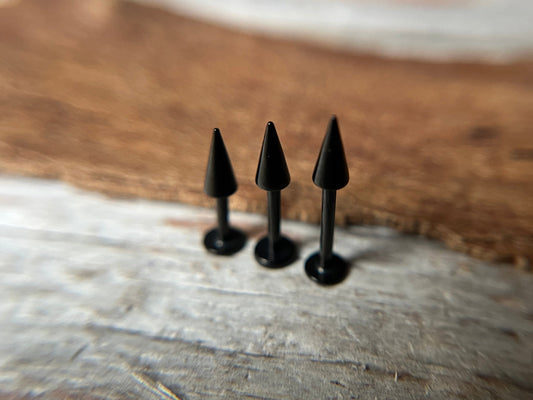 Petite Spike Black Titanium IP 16G Flat Back Labret