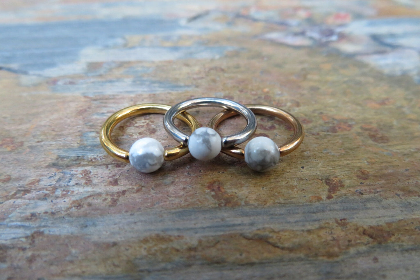 Natural White Howlite Stone Bead Gold Titanium Plated CBR Ring Hoop 16G (1.2mm) 14G (1.6mm) Nose Cartilage Septum Piercing 316L Steel