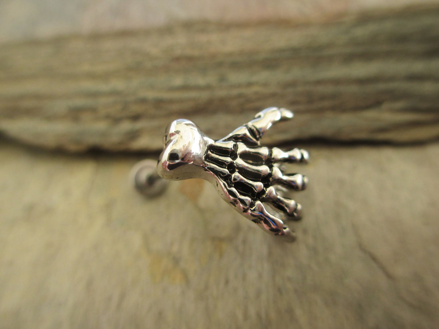 Zombie Skeleton Hand 16G Cartilage Tragus Lip Labret Monroe Piercing Silver 16G (1.2mm)