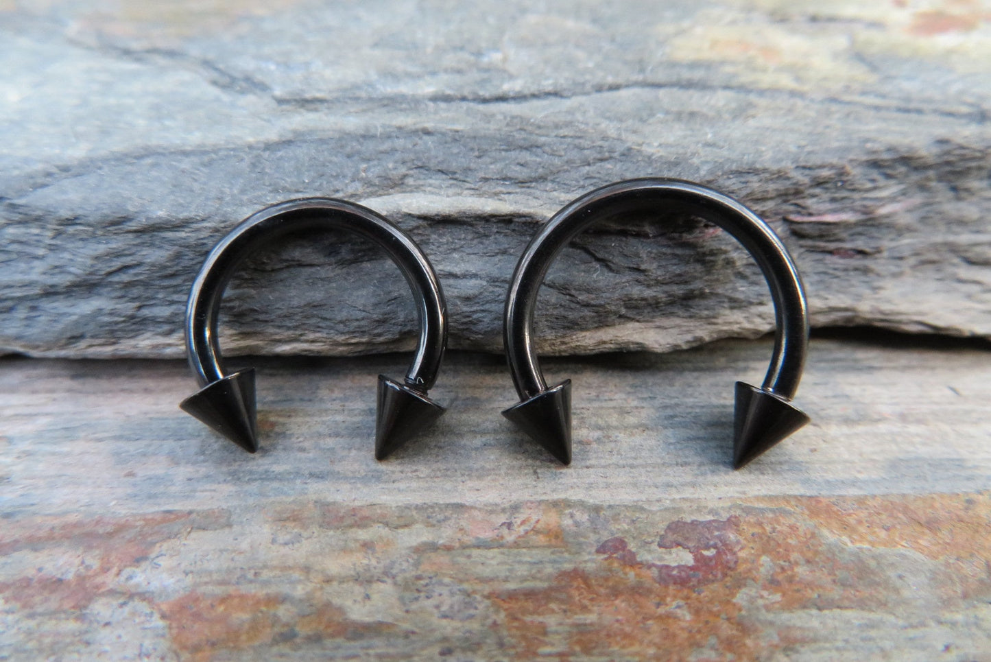 THICK Black Titanium Ion Plated 14G (1.6mm) Spiked Horseshoe Ring Septum Nipple Piercing Barbell 316L Surgical Steel Spikes Gauged Up