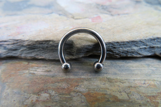 THICK 14G (1.6mm) Externally Threaded Solid Titanium T23 6Al-4V-Eli ASTM F Implant Grade Horseshoe Nose Ring Septum Piercing Hypoallergenic