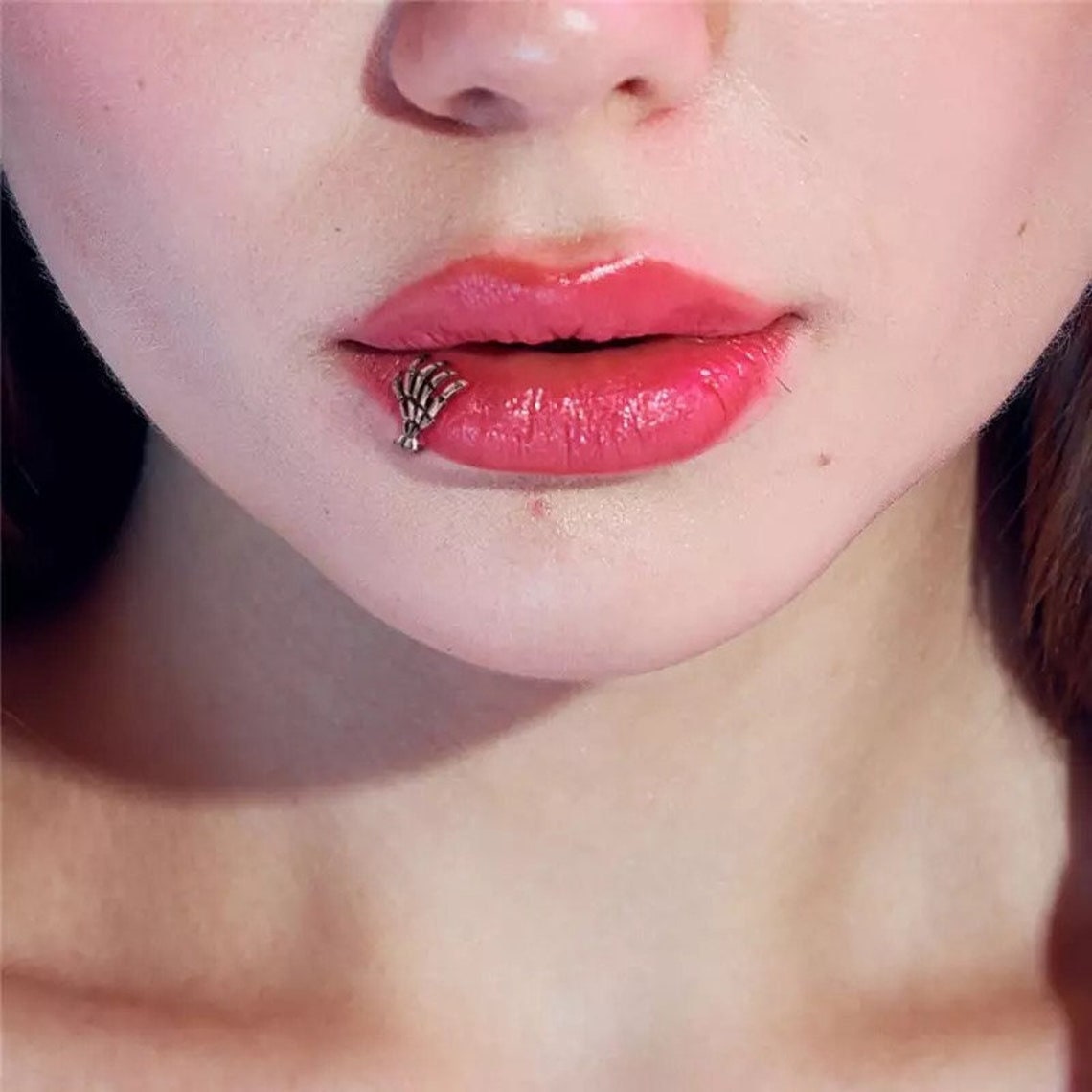Zombie Skeleton Hand 16G Cartilage Tragus Lip Labret Monroe Piercing Silver 16G (1.2mm)