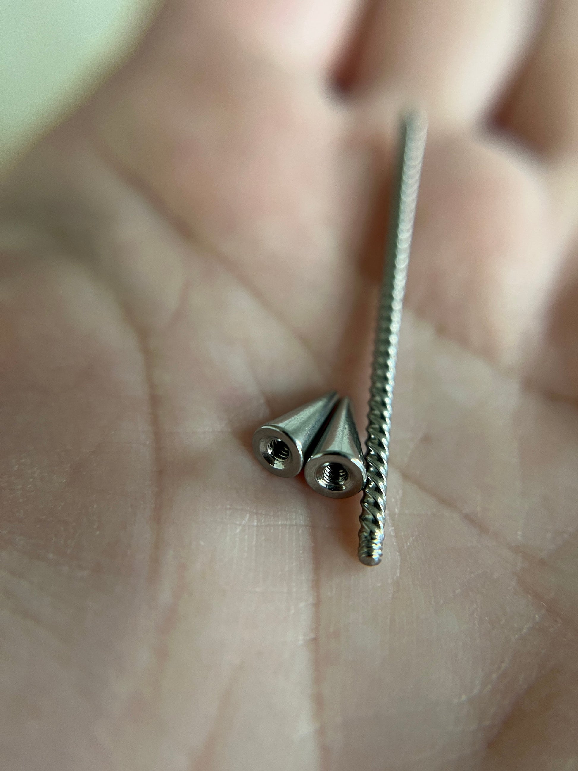 Titanium Ion Plated Surgical Steel Twisted Braided Long Spikes Industrial Scaffold Barbell 14G (1.6mm) Piercing Piercings Bar Spiked