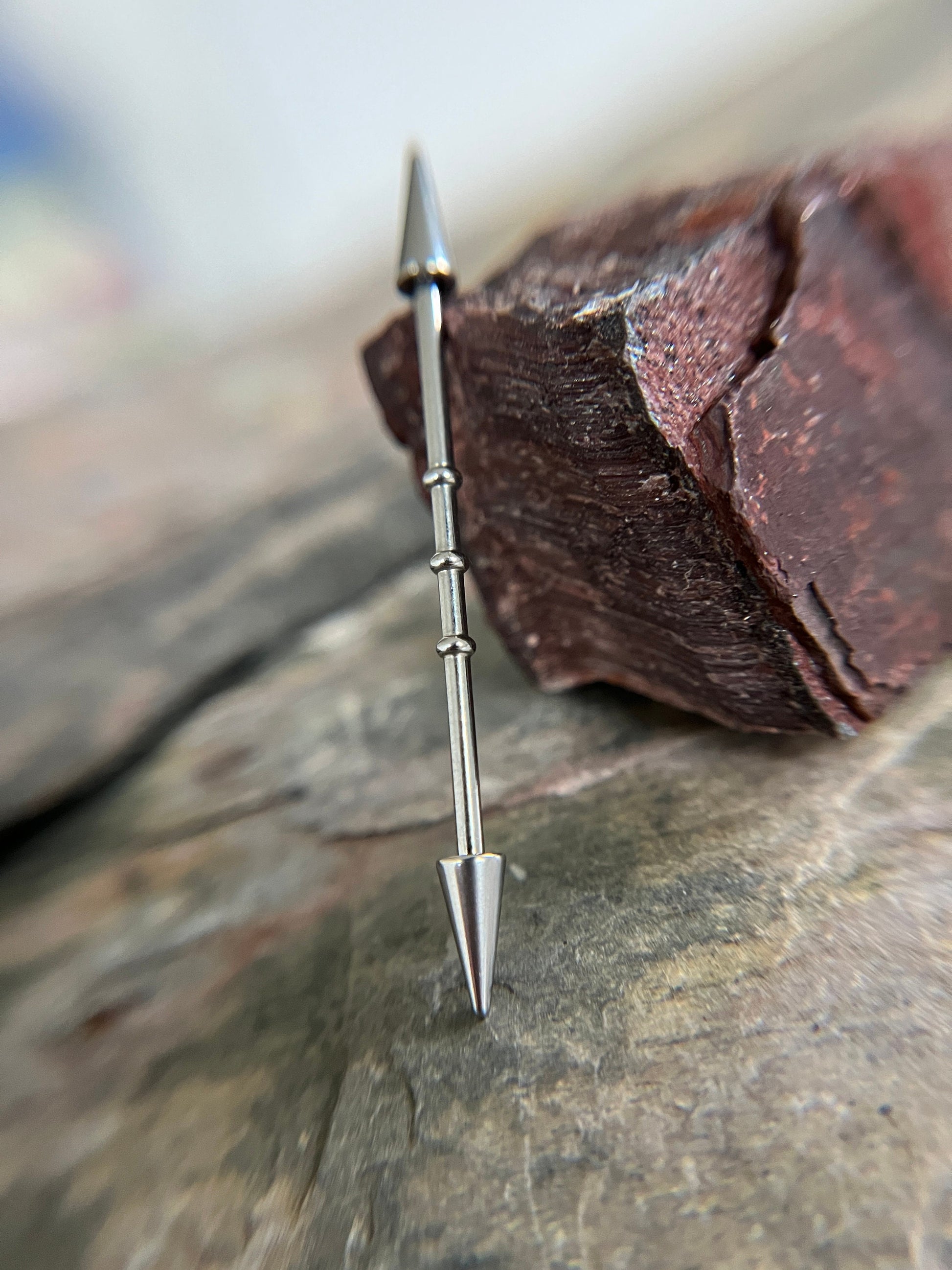 Steel or Gold Titanium Plated Plated Bamboo Notched Long Spikes Industrial Scaffold Bar Barbell 14G (1.6mm) Piercing Piercings 316L Spiked