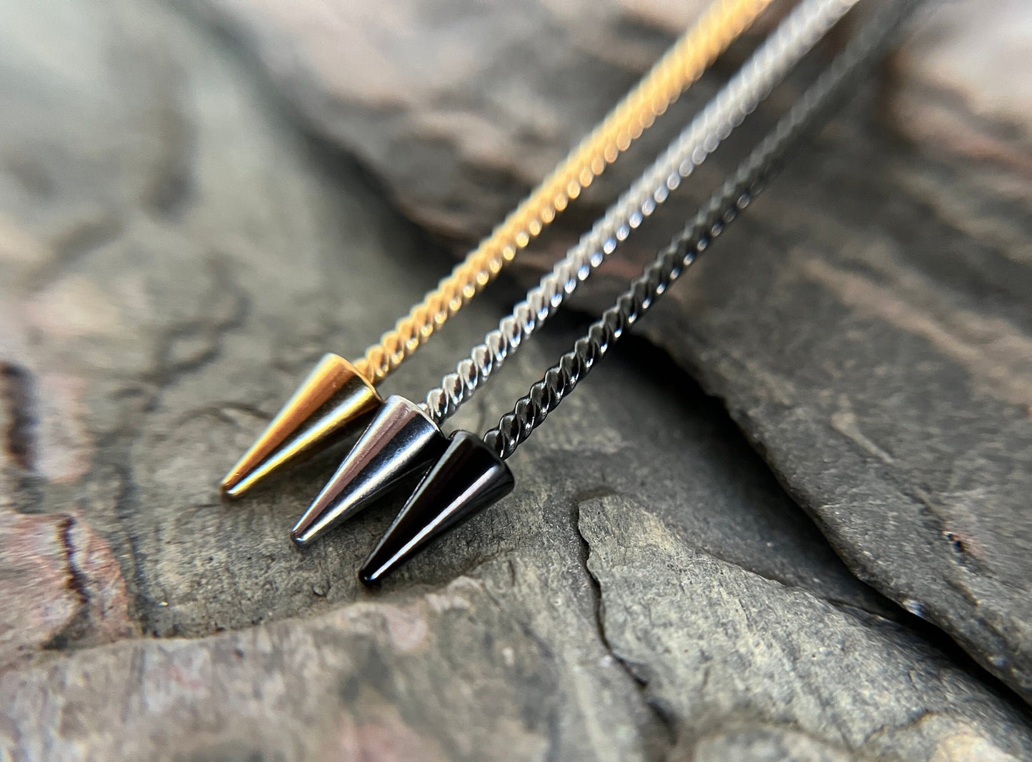 Titanium Ion Plated Surgical Steel Twisted Braided Long Spikes Industrial Scaffold Barbell 14G (1.6mm) Piercing Piercings Bar Spiked