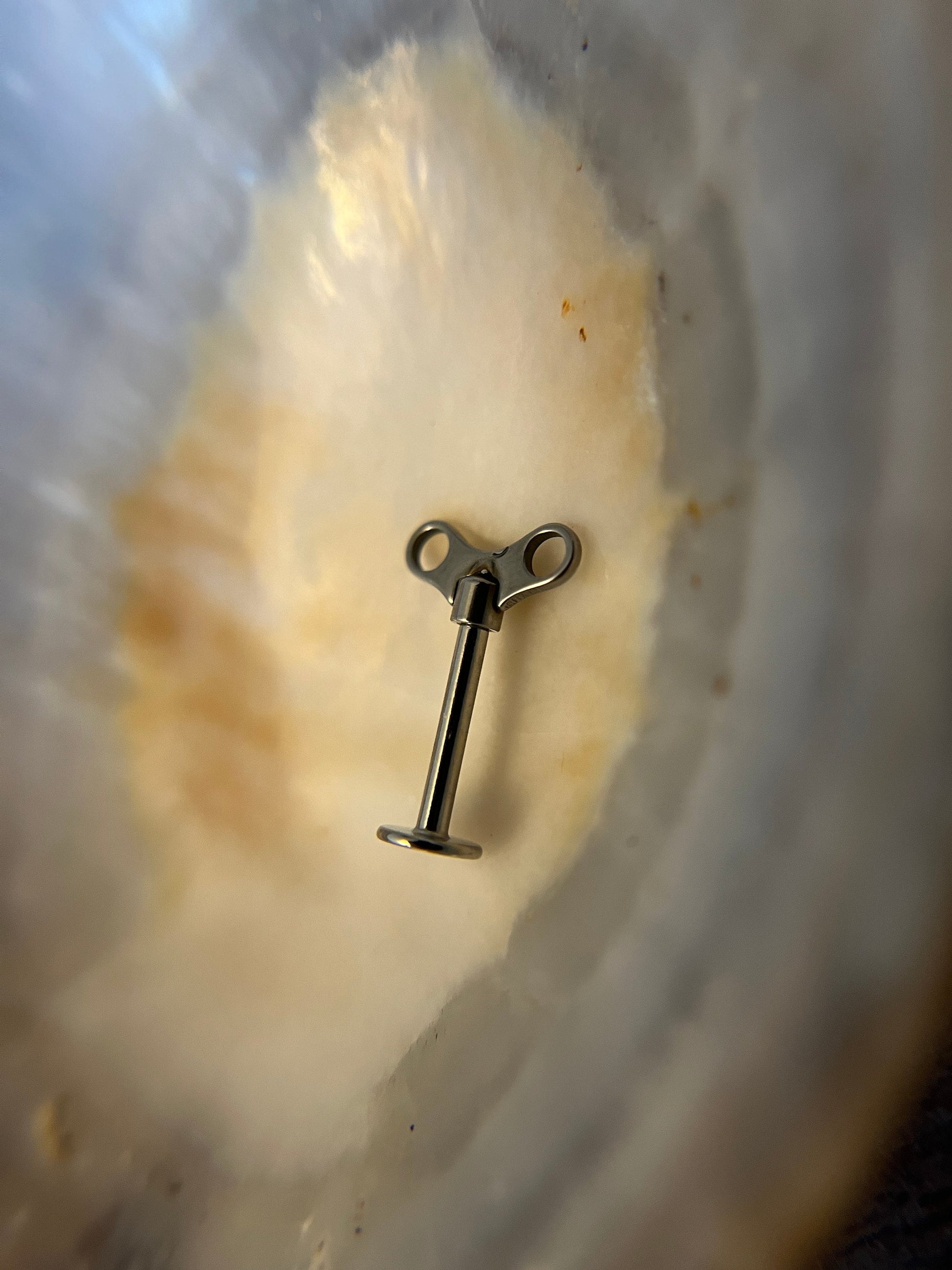 Screw Top Wind-up Doll Toy Key Cartilage Tragus Lip Labret Monroe Piercing Silver 16G (1.2mm) Custom Length 100% 316L Surgical Steel