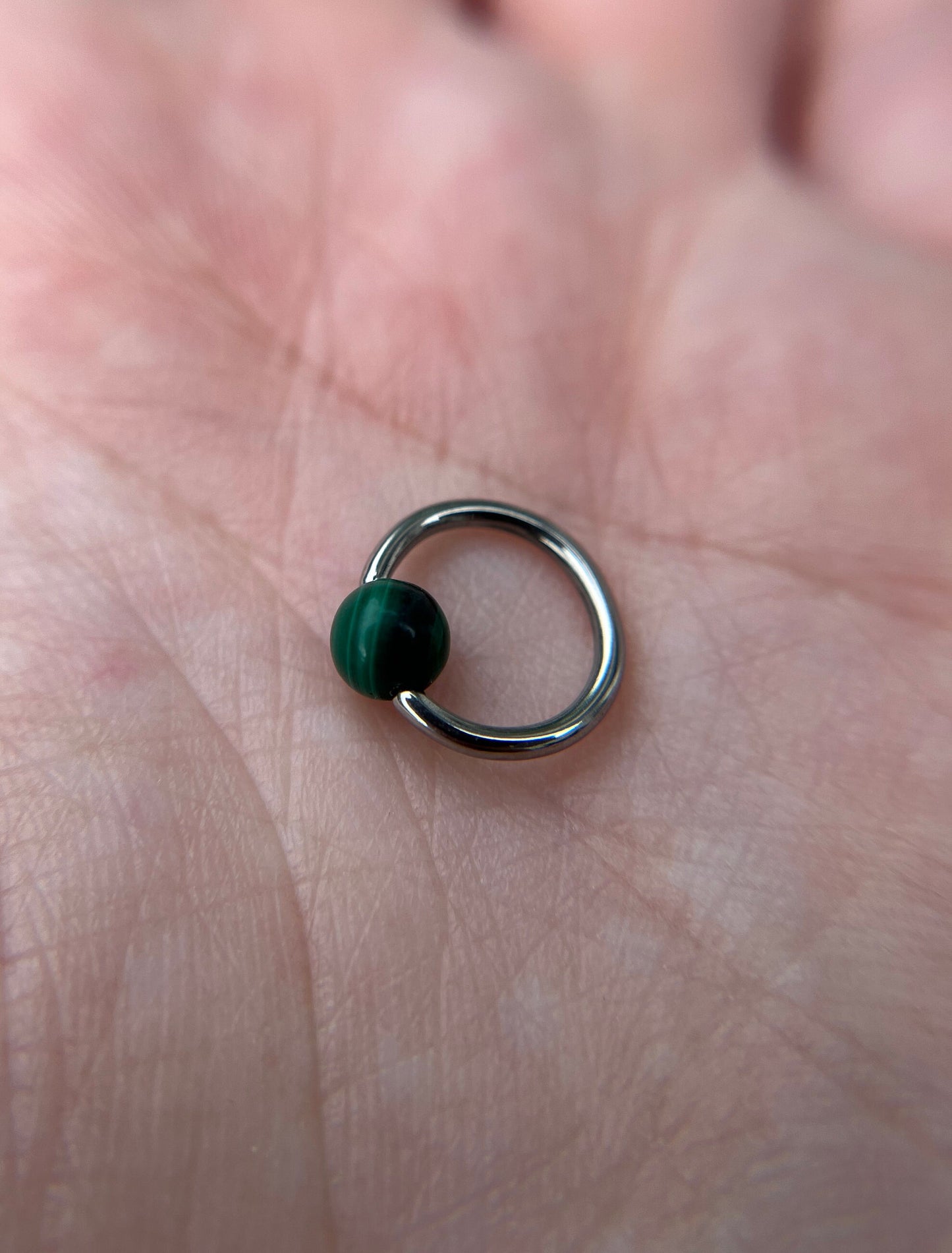 Genuine Malachite Natural Stone Bead Surgical Steel CBR Ring Hoop 16G (1.2mm) 14G (1.6mm) Nose Cartilage Septum Lip Piercing Hypoallergenic