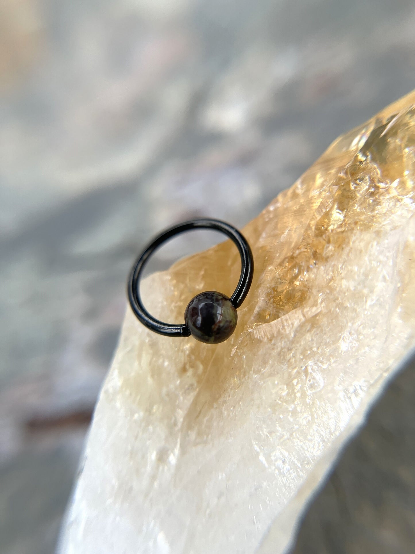 Natural Dragon's Blood Jasper Stone Bead Black Titanium Plated CBR Ring Hoop 16G (1.2mm) 14G (1.6mm) Nose Cartilage Septum Piercing Daith