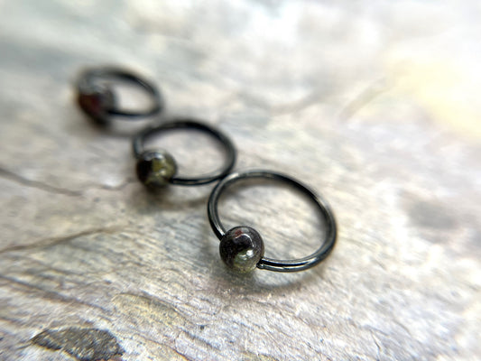 Natural Dragon's Blood Jasper Stone Bead Black Titanium Plated CBR Ring Hoop 16G (1.2mm) 14G (1.6mm) Nose Cartilage Septum Piercing Daith
