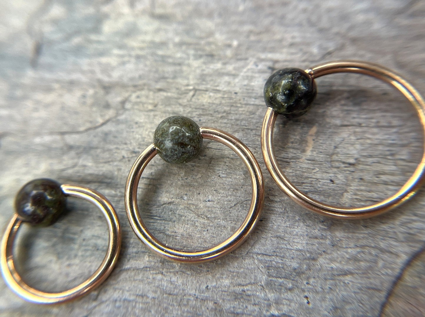 Natural Dragon's Blood Jasper Stone Bead Rose Gold Titanium Plated CBR Ring Hoop 16G (1.2mm) 14G (1.6mm) Nose Cartilage Septum Piercing