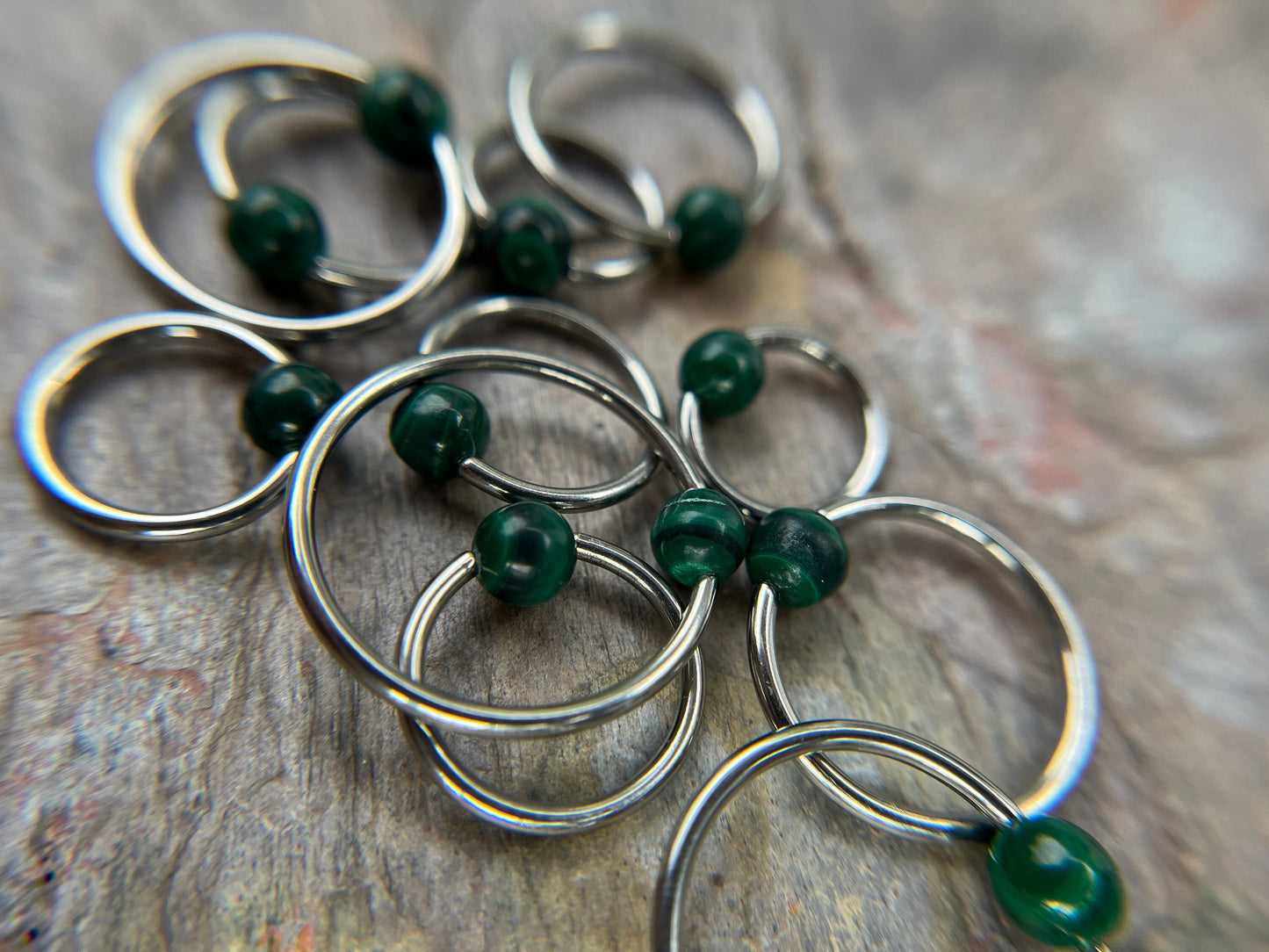 Genuine Malachite Natural Stone Bead Surgical Steel CBR Ring Hoop 16G (1.2mm) 14G (1.6mm) Nose Cartilage Septum Lip Piercing Hypoallergenic