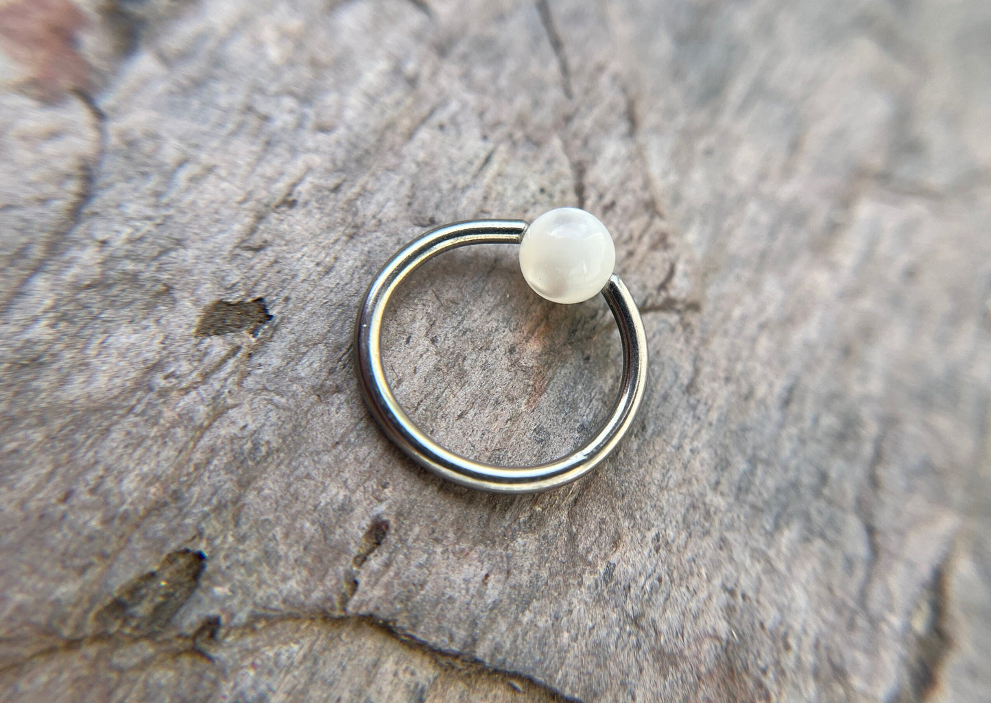 Natural Mother of Pearl Shell Bead Steel CBR Ring Hoop 16G (1.2mm) 14G (1.6mm) Nose Cartilage Septum Piercing 316L Surgical Hypoallergenic