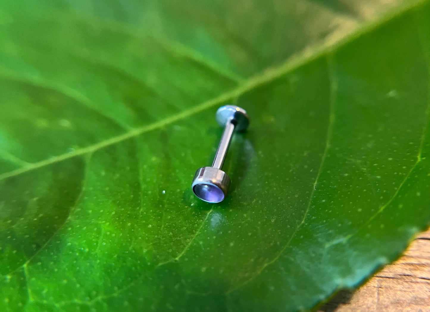 Amethyst Purple Crystal Glass Solid Titanium Grade G23 Hypoallergenic Flatback Labret 16G (1.2mm) Cartilage Tragus Lip Monroe Piercing