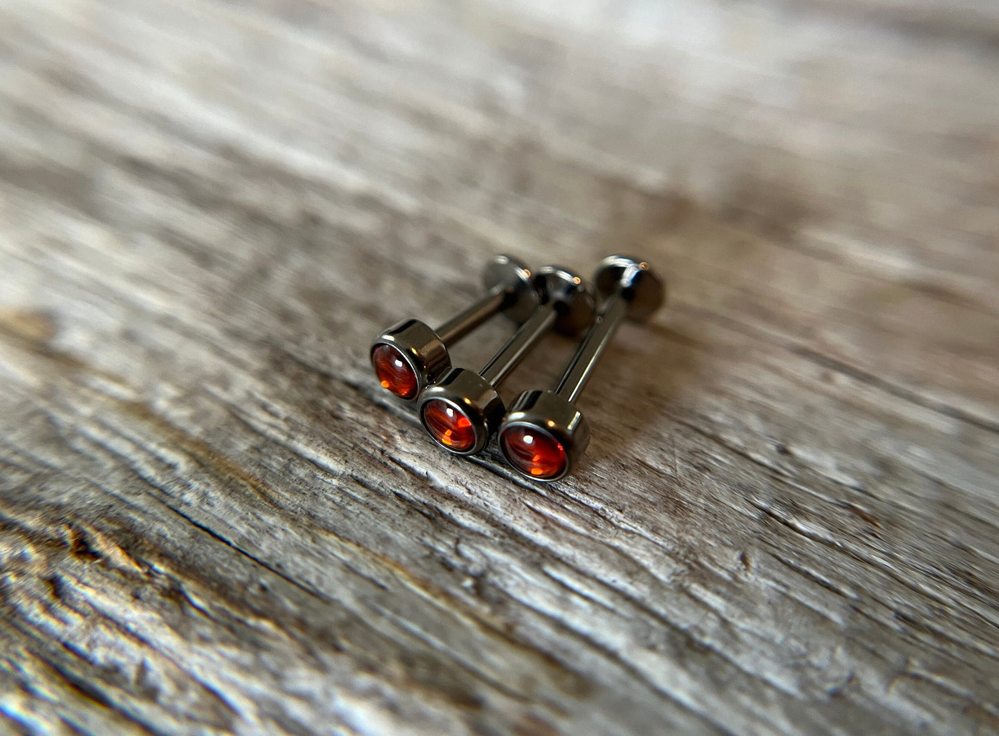 Carnelian Orange Crystal Glass Solid Titanium Grade G23 Hypoallergenic Flatback Labret 16G (1.2mm) Cartilage Tragus Lip Monroe Piercing