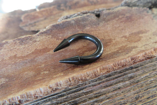 THICK Gauge Black Titanium IP Horseshoe Spiked Barbell Septum Piercing 12G (2.0mm) 10G (2.5mm) 8G (3.0mm) 6G (4.0mm) Nose Ring Long Spikes