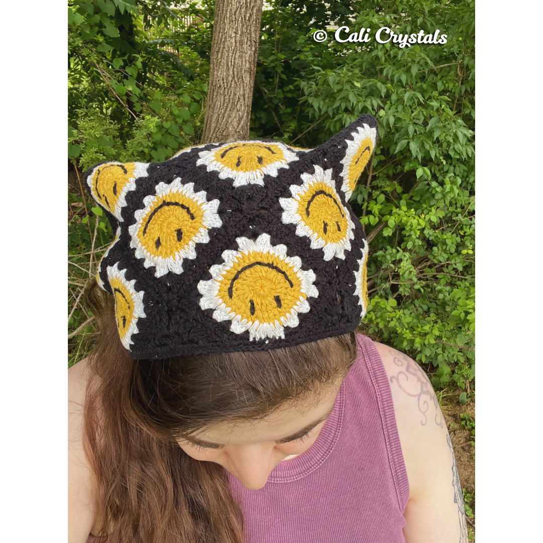 Retro Black Smiley Face Crochet Hair Bandana