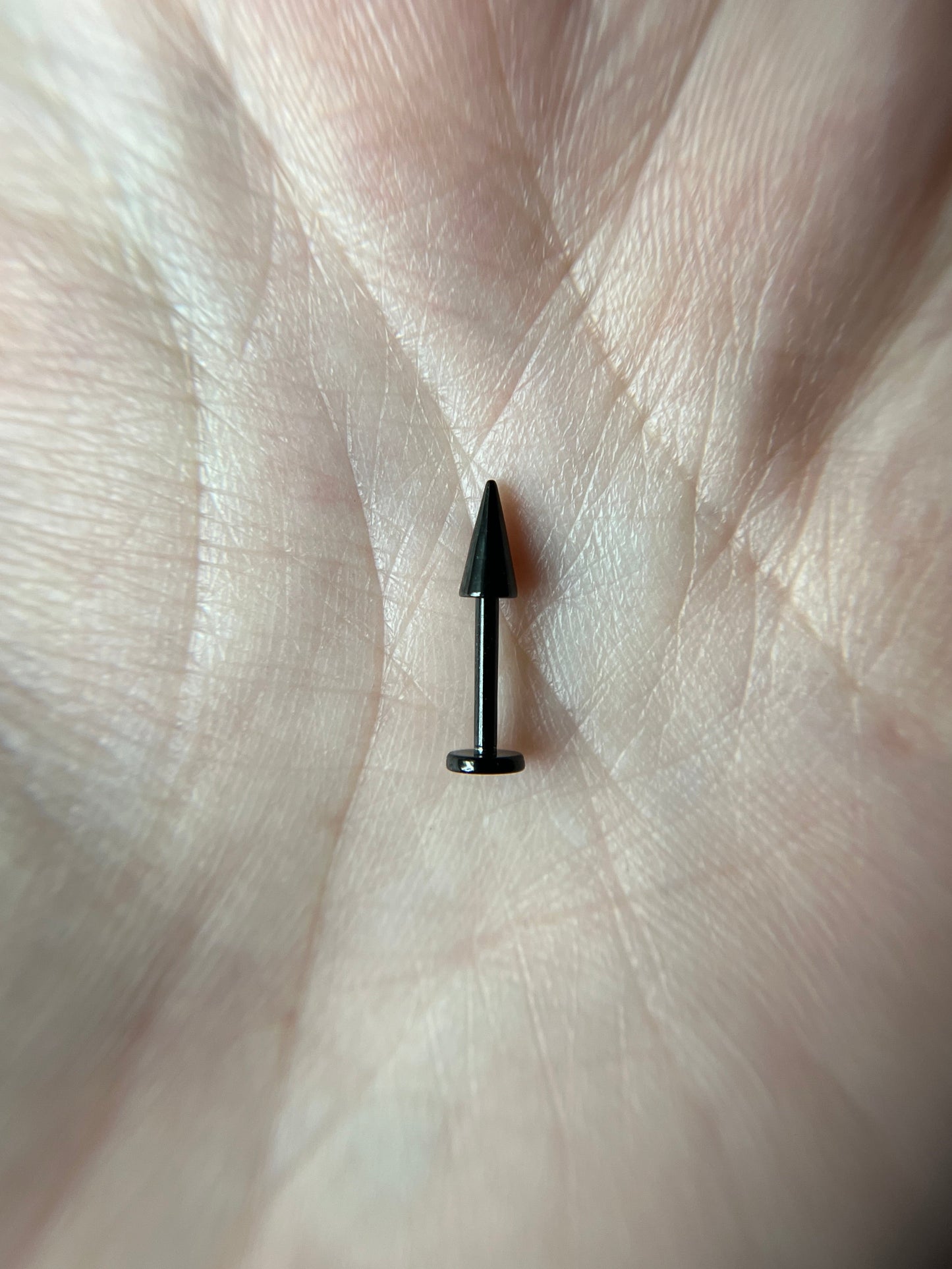 Petite Spike Black Titanium IP 16G Flat Back Labret