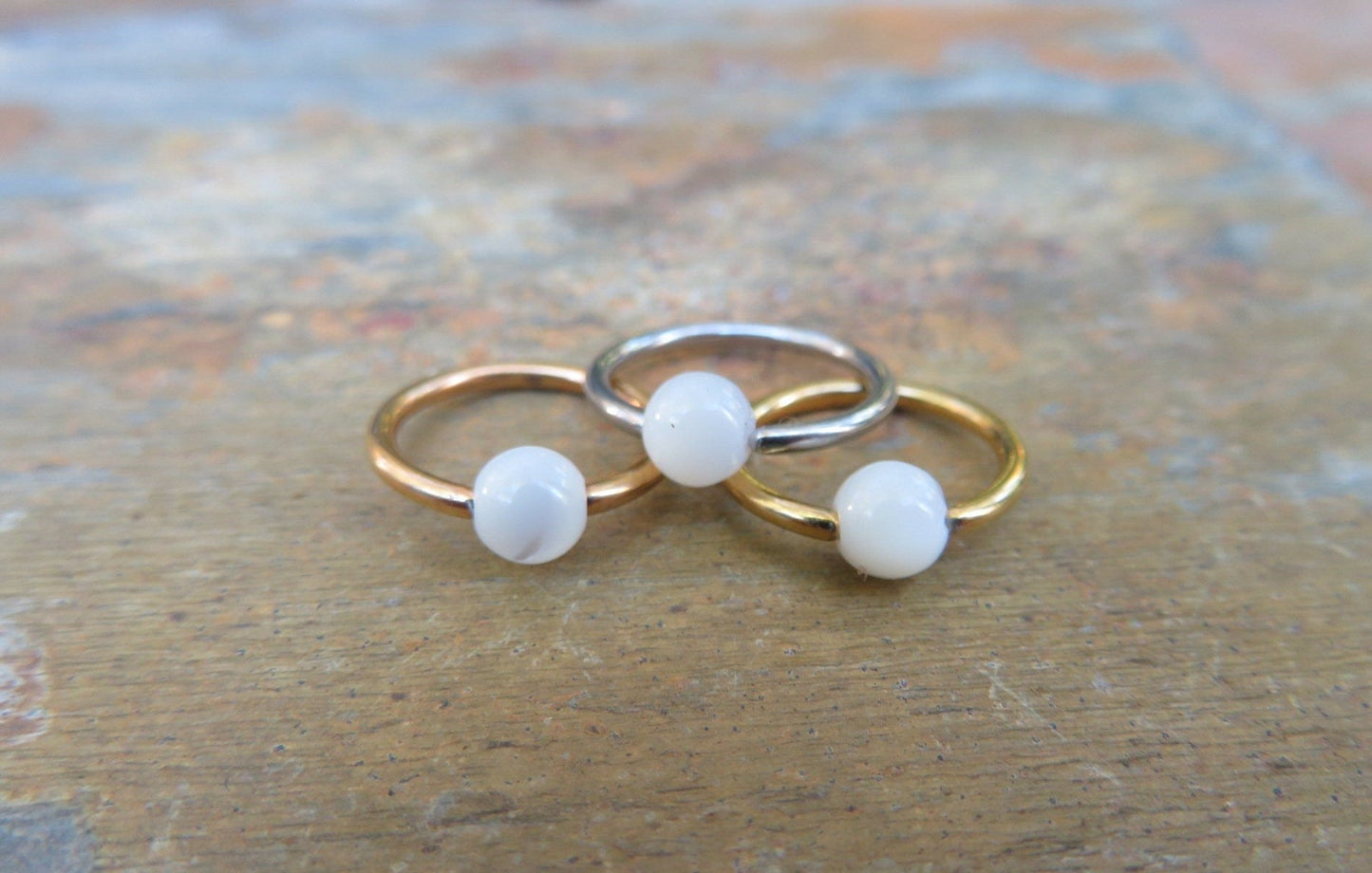 Natural Mother of Pearl Shell Bead Gold Titanium Plated CBR Ring Hoop 16G (1.2mm) 14G (1.6mm) Nose Cartilage Septum Piercing 316L Steel