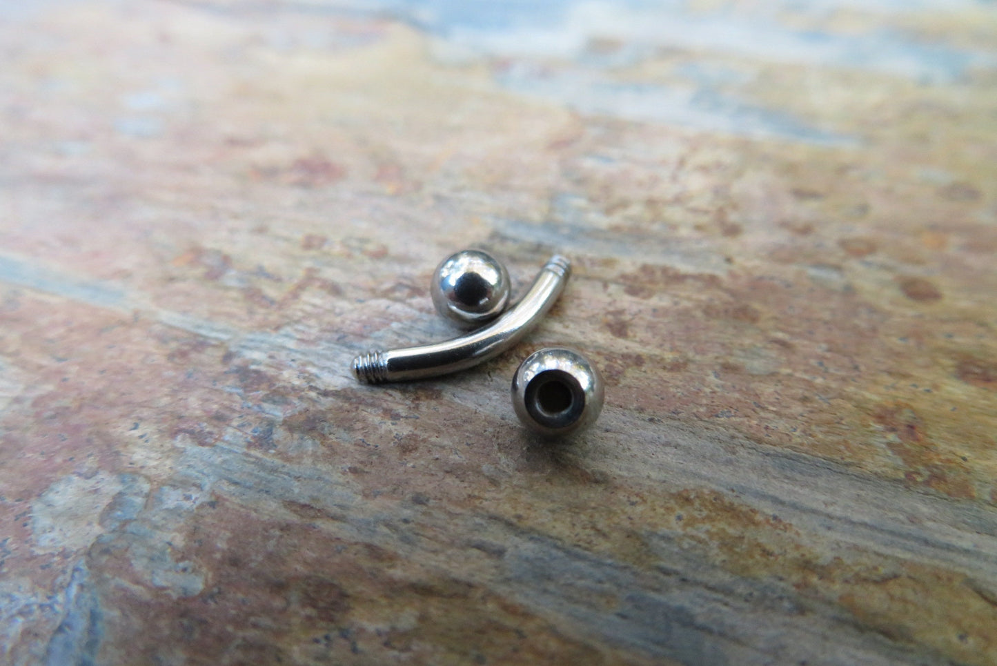 Hypoallergenic Steel 14G (1.6mm) Barbell Curve Belly Nipple Tongue Piercing 100% Surgical Steel Curved Bar