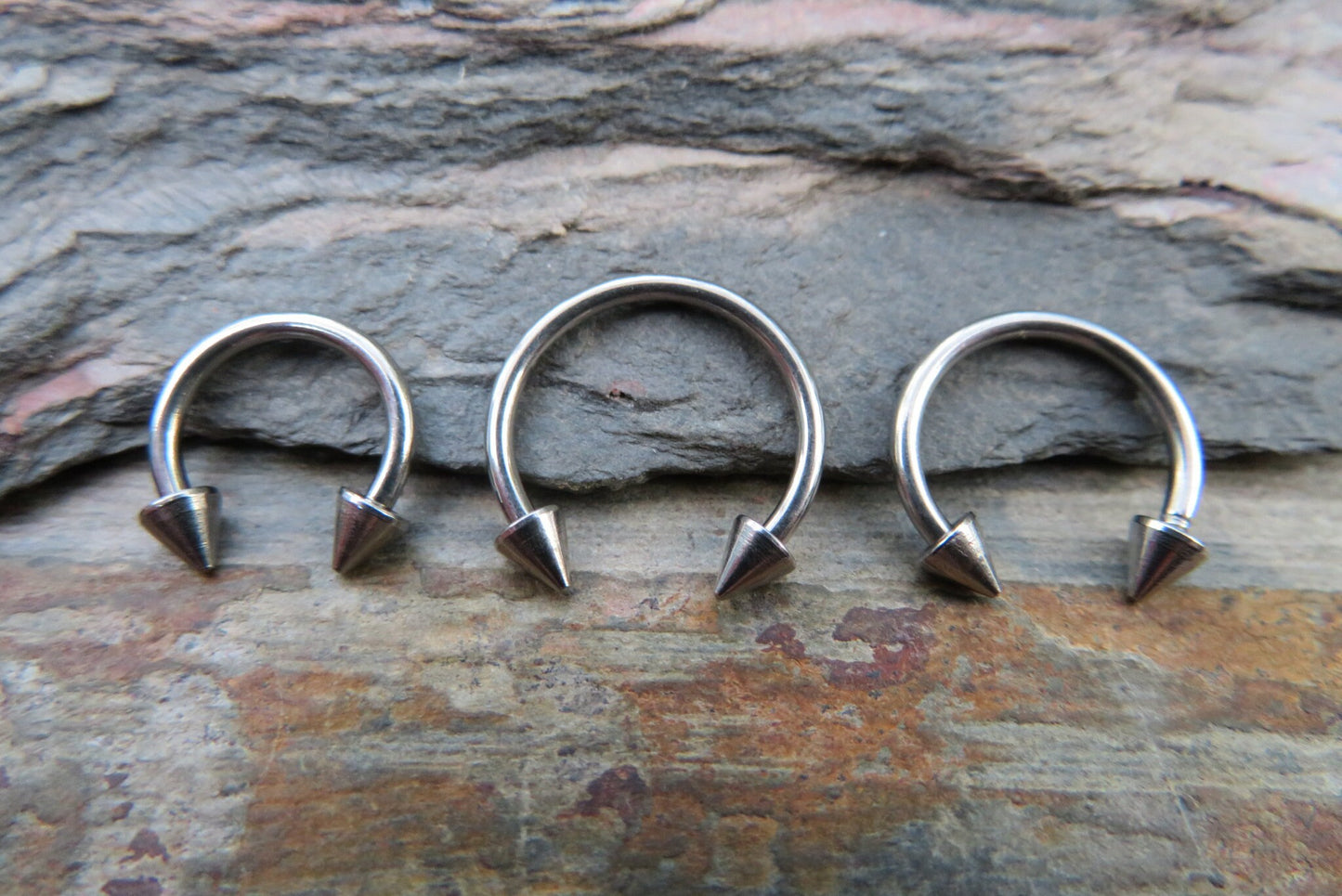 Surgical Steel Spiked 16G (1.2mm) Hypoallergenic Horseshoe Ring Septum Piercing Hypoallergenic 316L Steel Spikes
