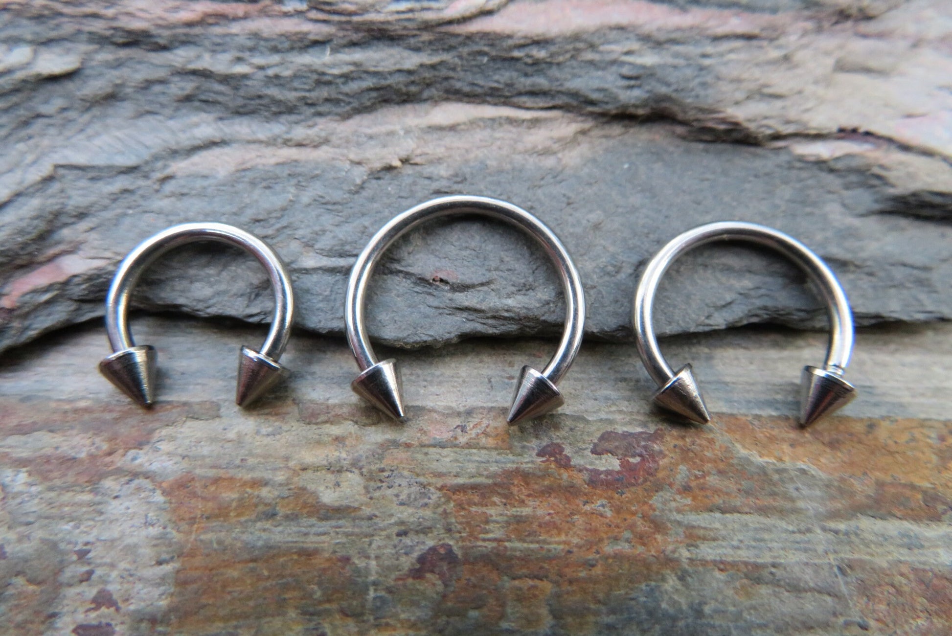 Surgical Steel Spiked 16G (1.2mm) Hypoallergenic Horseshoe Ring Septum Piercing Hypoallergenic 316L Steel Spikes
