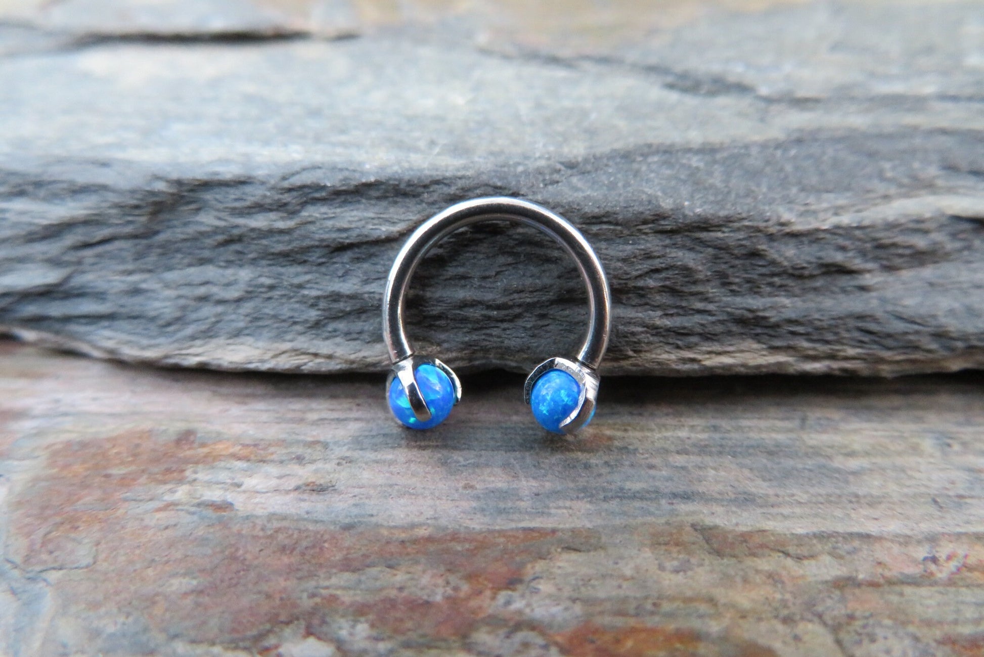 316L Surgical Steel Pronged Blue Fire Opal 16G (1.2mm) Internally Threaded Horseshoe Nose Ring Septum Piercing