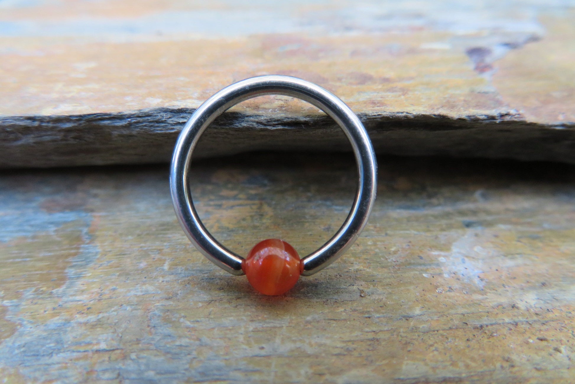 Natural Carnelian Stone Bead Steel CBR Ring Hoop 16G (1.2mm) 14G (1.6mm) Nose Cartilage Septum Lip Piercing 316L Surgical Hypoallergenic