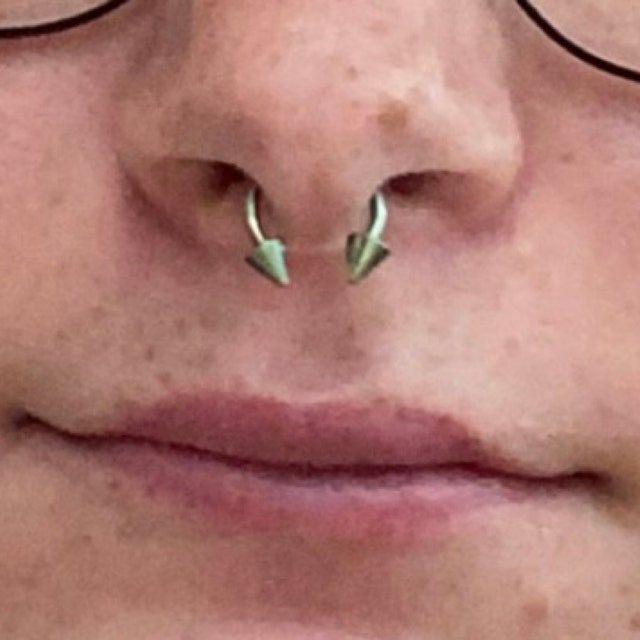 Green Titanium Ion Plated Spiked 16G (1.2mm) Horseshoe Ring Septum Piercing 316L Surgical Steel Spikes
