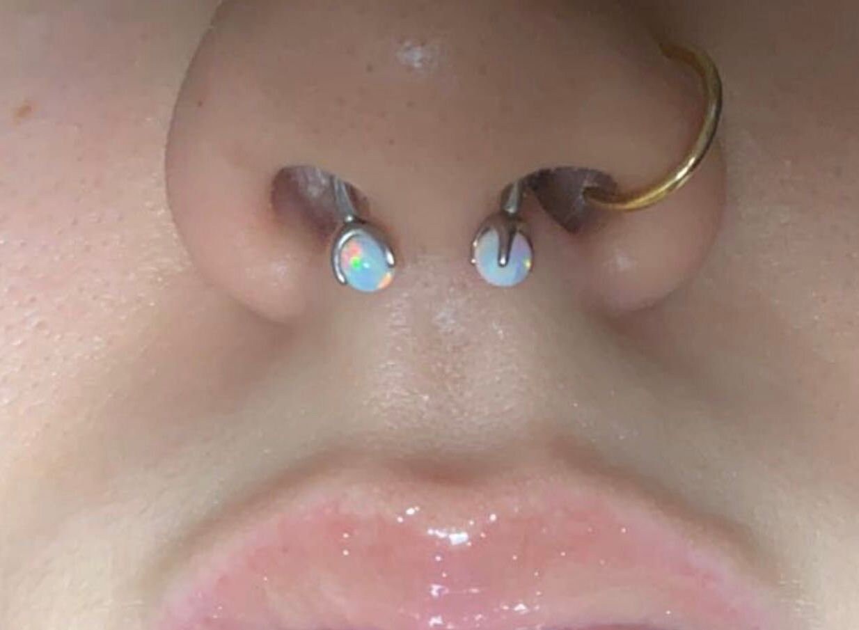 316L Surgical Steel Pronged Blue Fire Opal 16G (1.2mm) Internally Threaded Horseshoe Nose Ring Septum Piercing