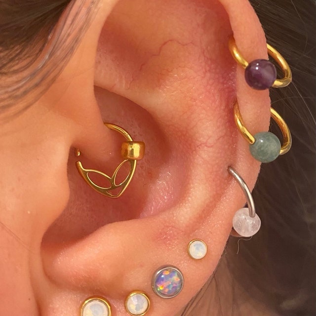 Gold Alien 18G (1.0mm) or 16G (1.6mm) Piercing Daith Cartilage Septum Ring with Glass Miyuki Bead Piercings Surgical Steel Aquarius