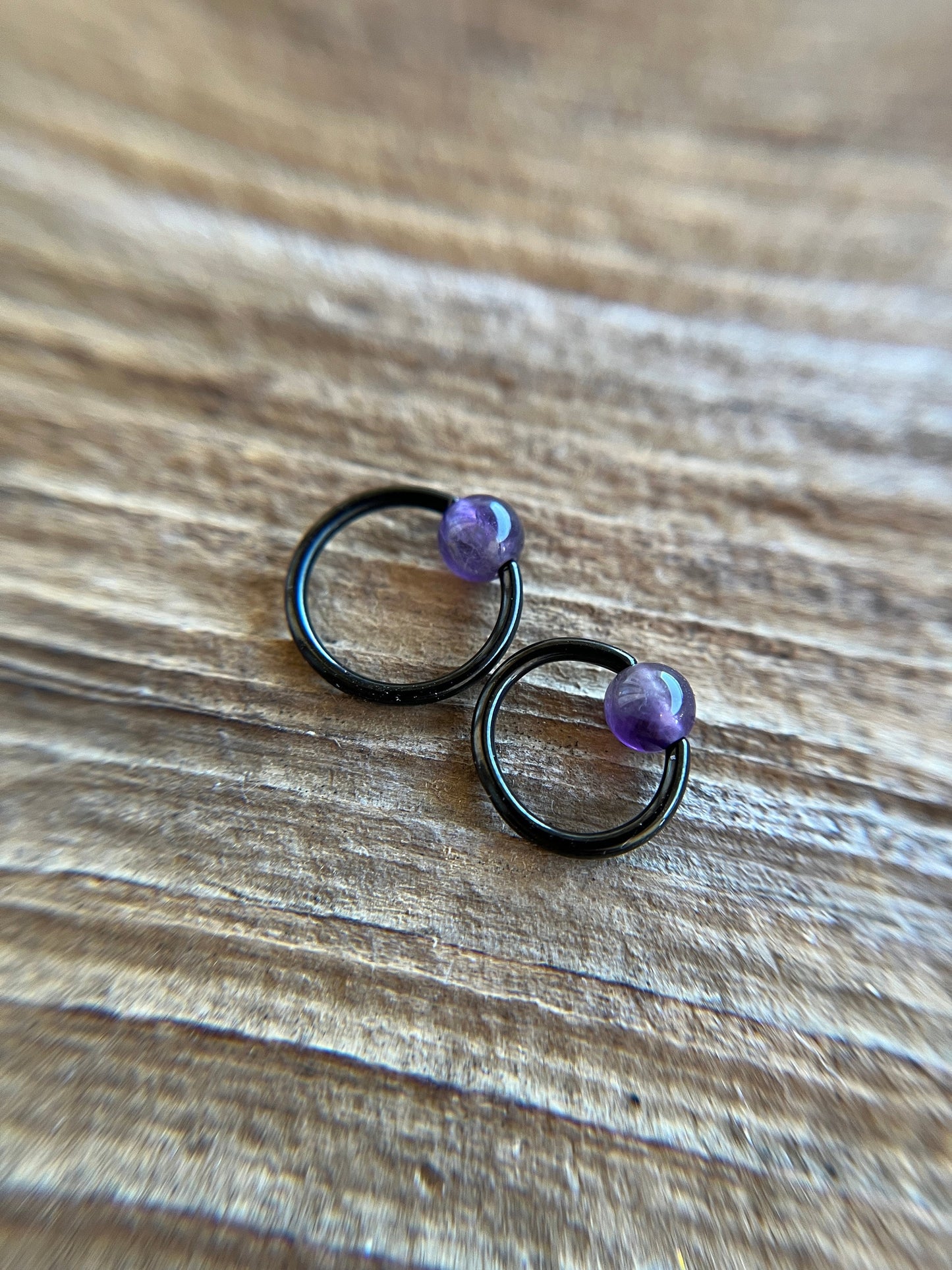 Natural Purple Amethyst Stone Bead Black Titanium Plated CBR Ring Hoop 16G (1.2mm) 14G (1.6mm) Nose Cartilage Septum Piercing Spooky Witchy