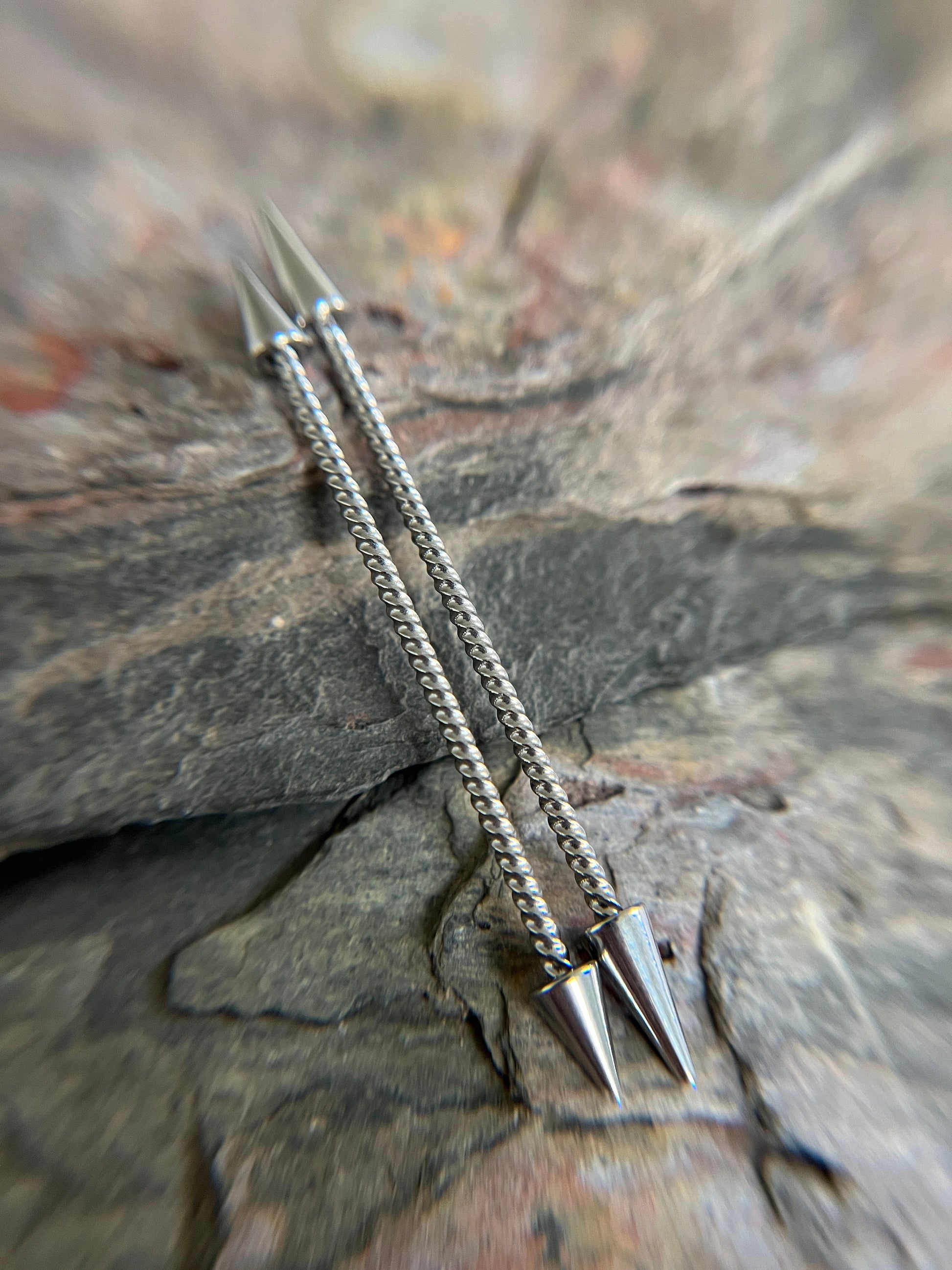 100% Surgical Steel Twisted Braided Medium or Long Spikes Industrial Scaffold Bar Barbell 14G (1.6mm) Piercing Piercings 316L Spiked