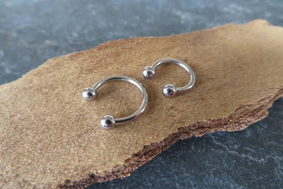 Tiny Balls or Spikes 316L Surgical Steel 18G Horseshoe Ring