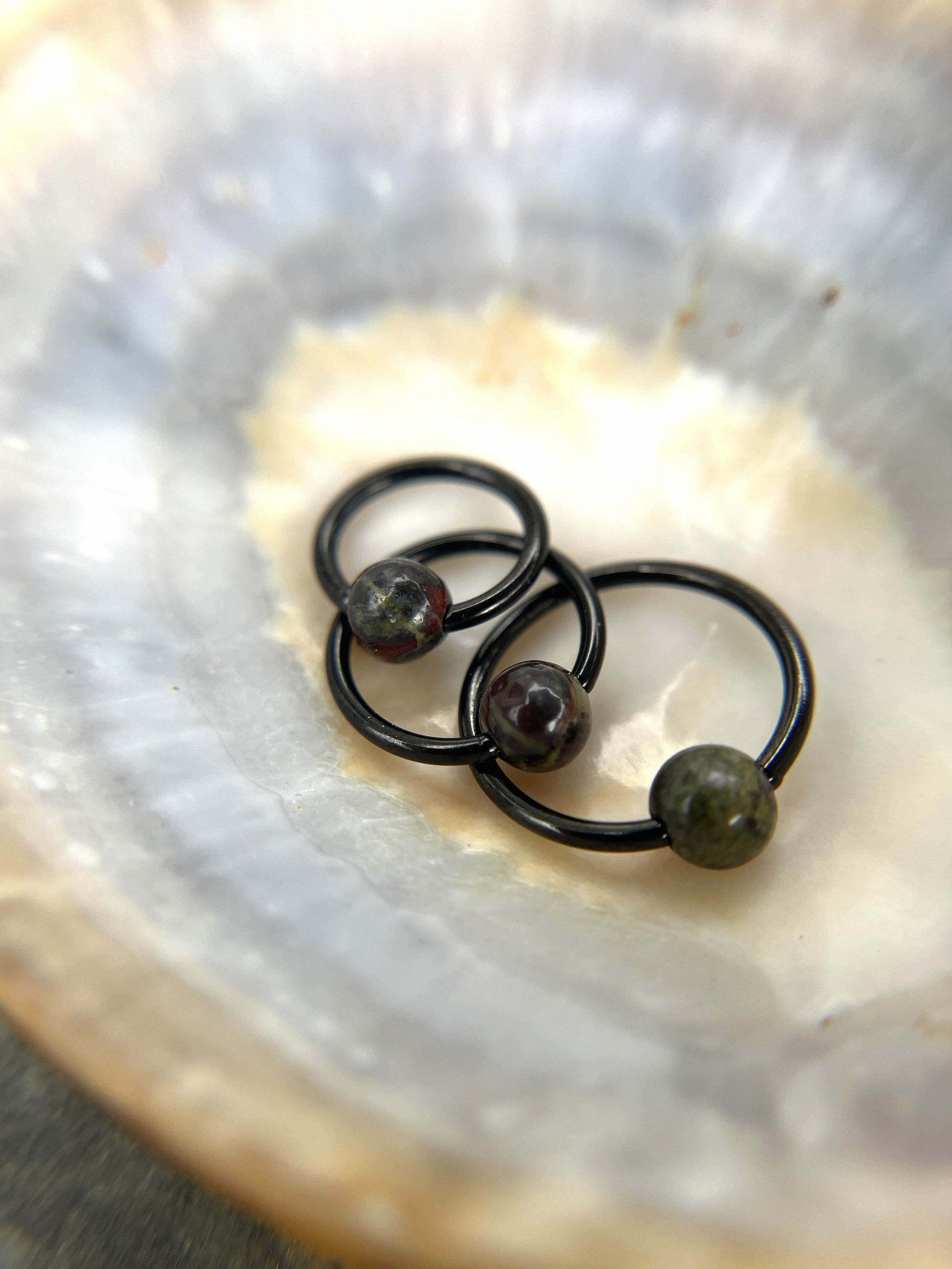Natural Dragon's Blood Jasper Stone Bead Black Titanium Plated CBR Ring Hoop 16G (1.2mm) 14G (1.6mm) Nose Cartilage Septum Piercing Daith