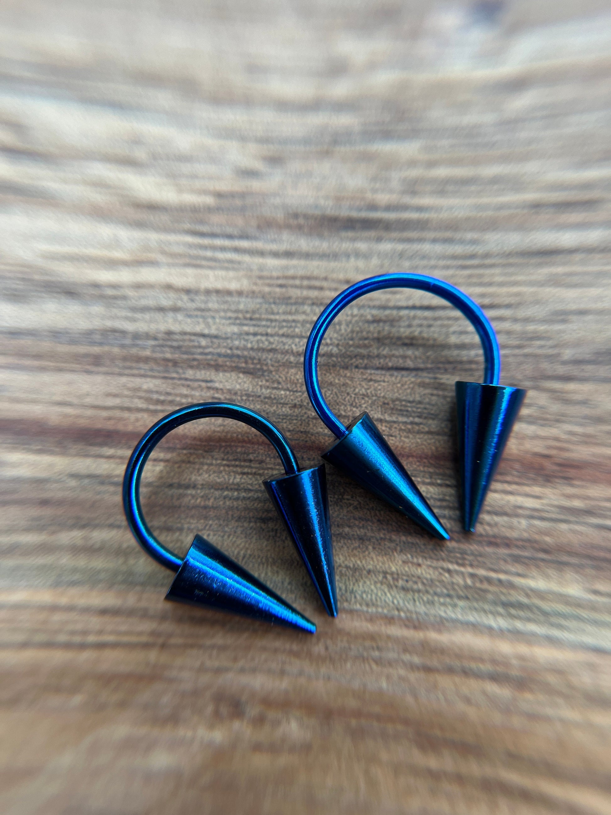 Cobalt Blue Titanium Ion Plated Extra Long Spikes 16G (1.2mm) Horseshoe Ring Septum Nose Cartilage Piercing Steel Spiked Punk Rock Piercings