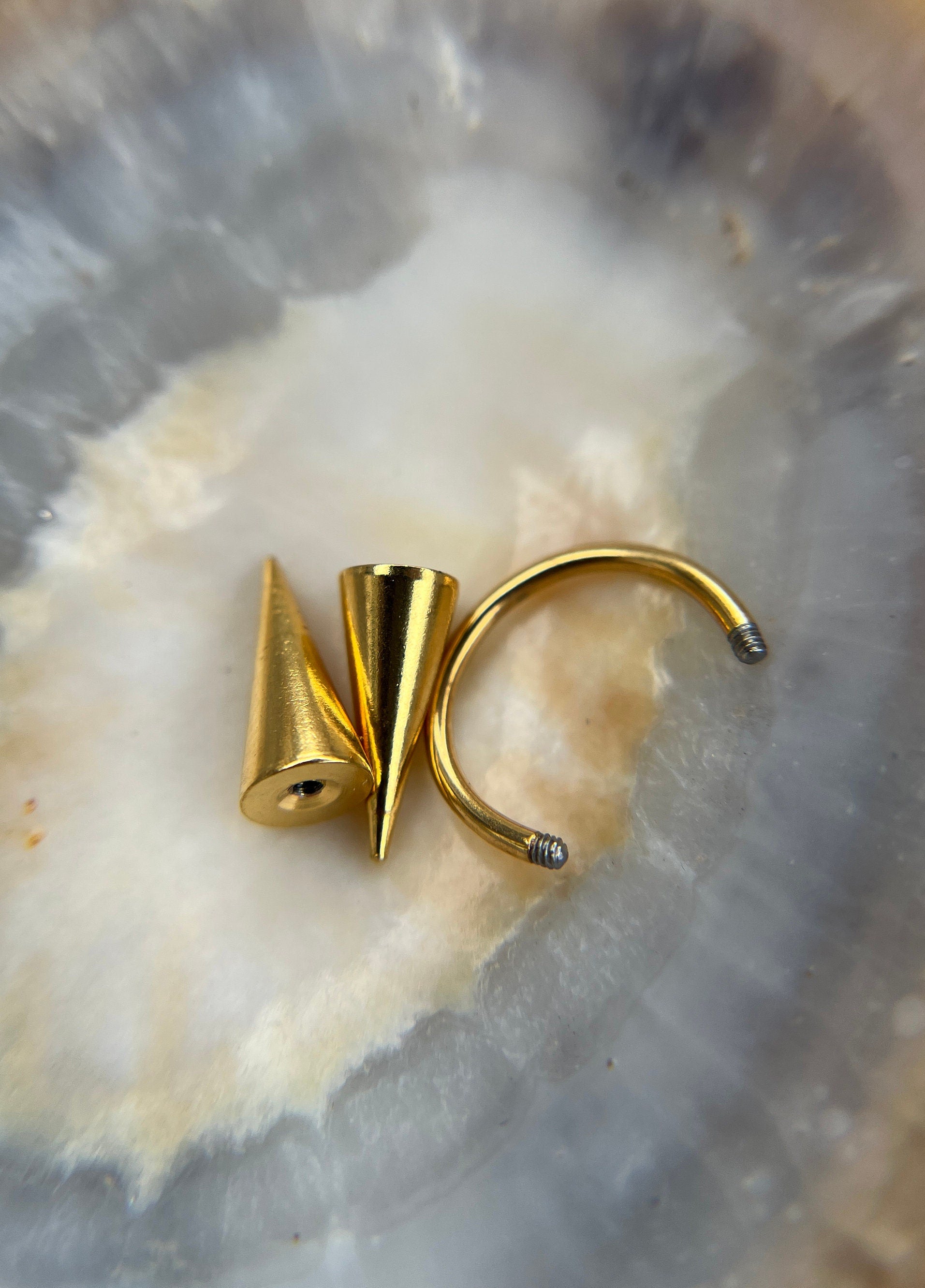 Gold Titanium Ion Plated Extra Long Spikes 16G (1.2mm) Horseshoe Ring Septum Nose Cartilage Piercing 316L Steel Spiked Punk Rock Piercings