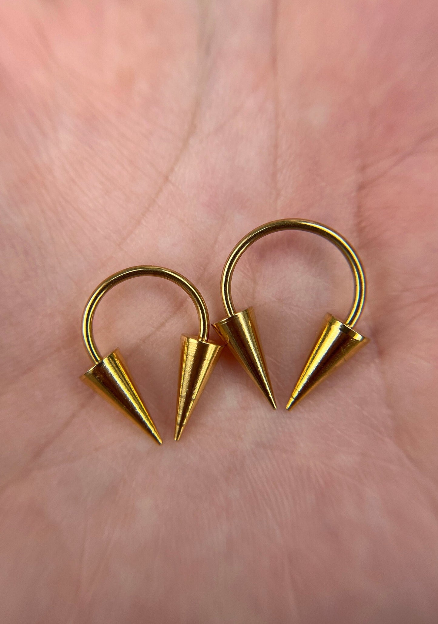 Gold Titanium Ion Plated Extra Long Spikes 16G (1.2mm) Horseshoe Ring Septum Nose Cartilage Piercing 316L Steel Spiked Punk Rock Piercings