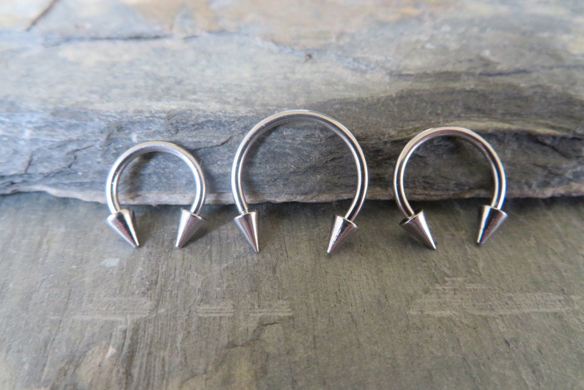 Surgical Steel Spiked 16G (1.2mm) Hypoallergenic Horseshoe Ring Septum Piercing Hypoallergenic 316L Steel Spikes