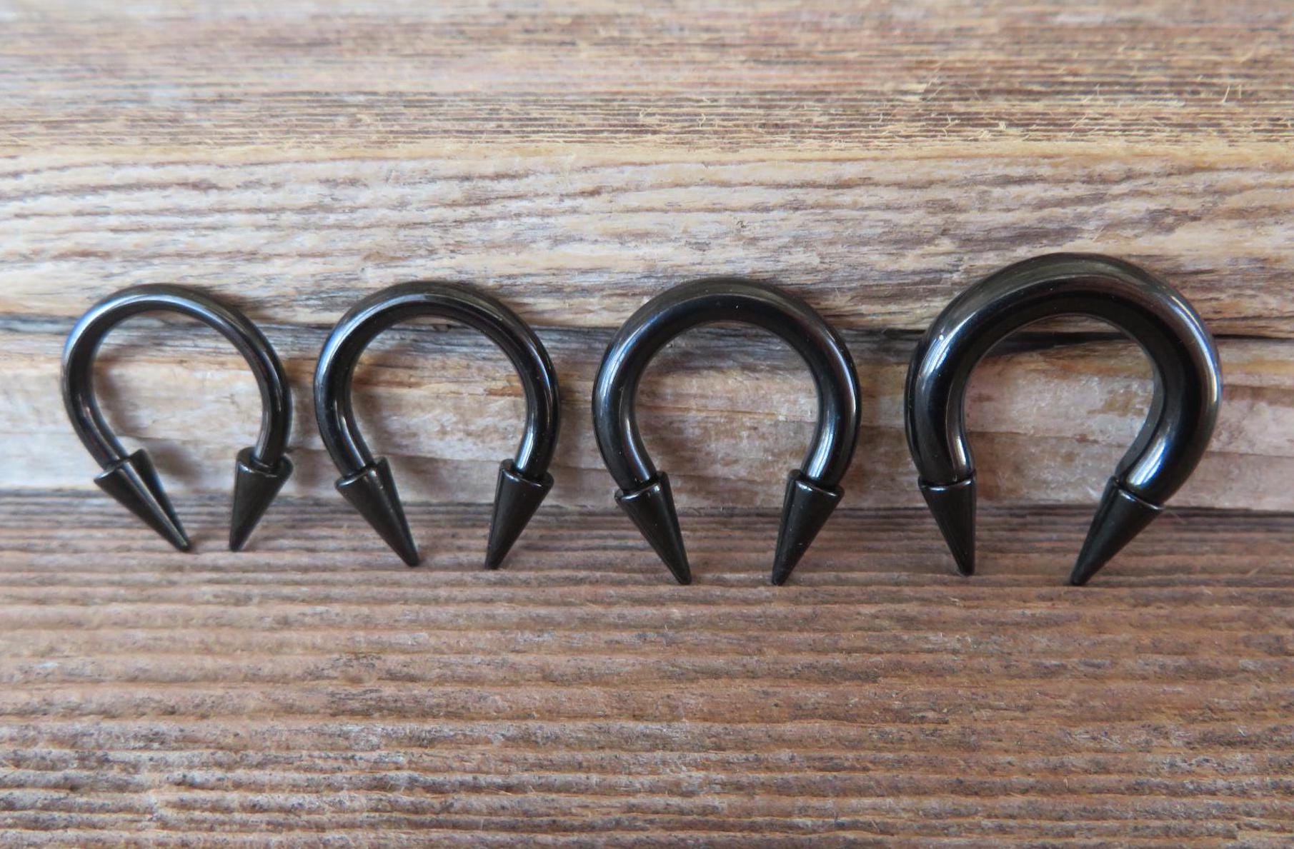 THICK Gauge Black Titanium IP Horseshoe Spiked Barbell Septum Piercing 12G (2.0mm) 10G (2.5mm) 8G (3.0mm) 6G (4.0mm) Nose Ring Long Spikes