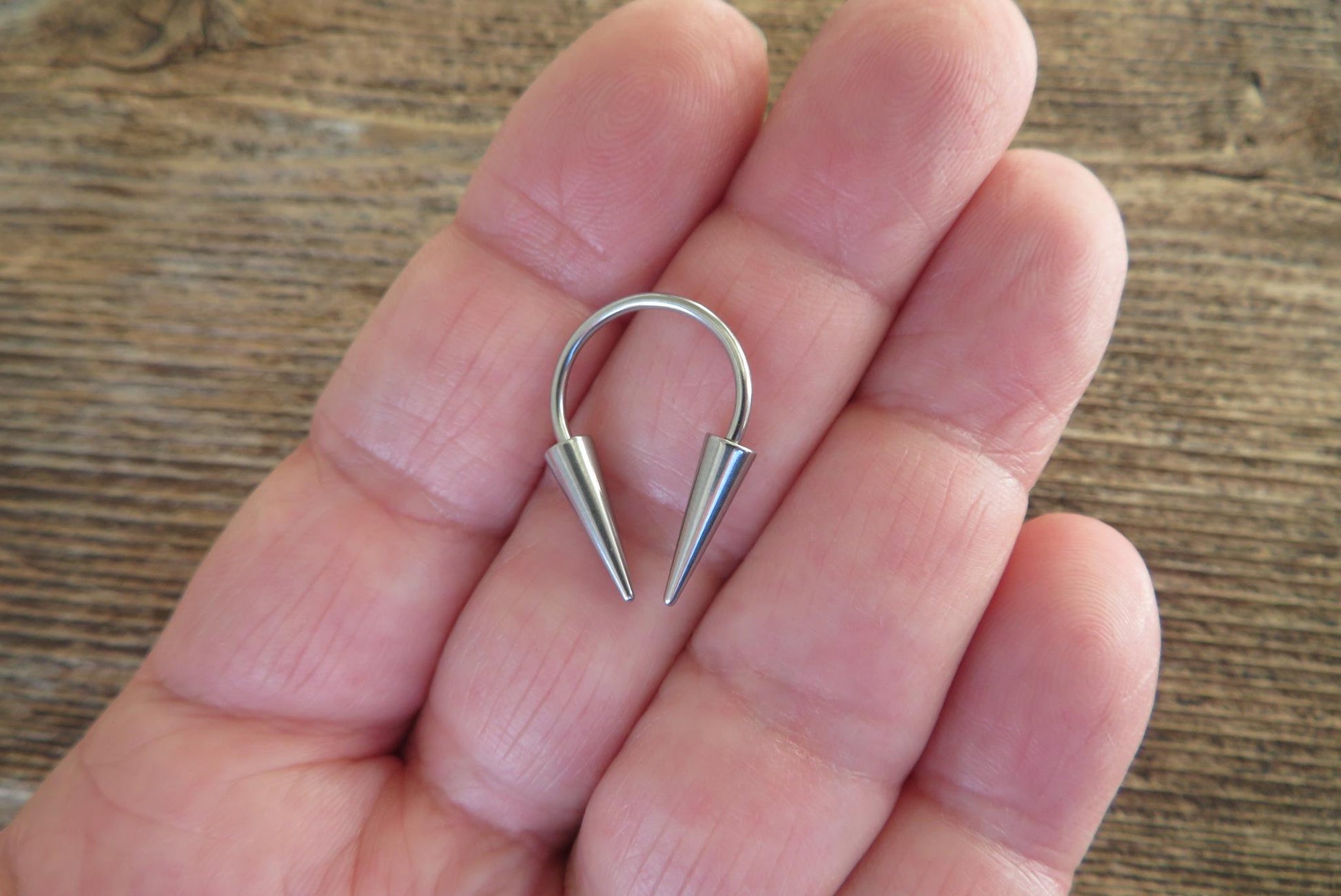 16G, 14G, 12G, 10G, 8G, 6G, 4G Gauge Horseshoe Extra Long 12mm Spikes Solid 316L Surgical Steel Horseshoe Spiked Septum Ring Hypoallergenic